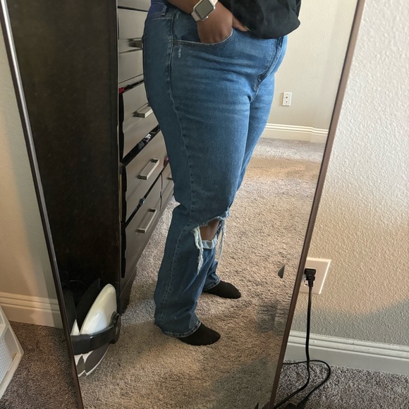 Plus Size Abercrombie & Fitch 90’s High Waist Jean - Picture 3 of 8